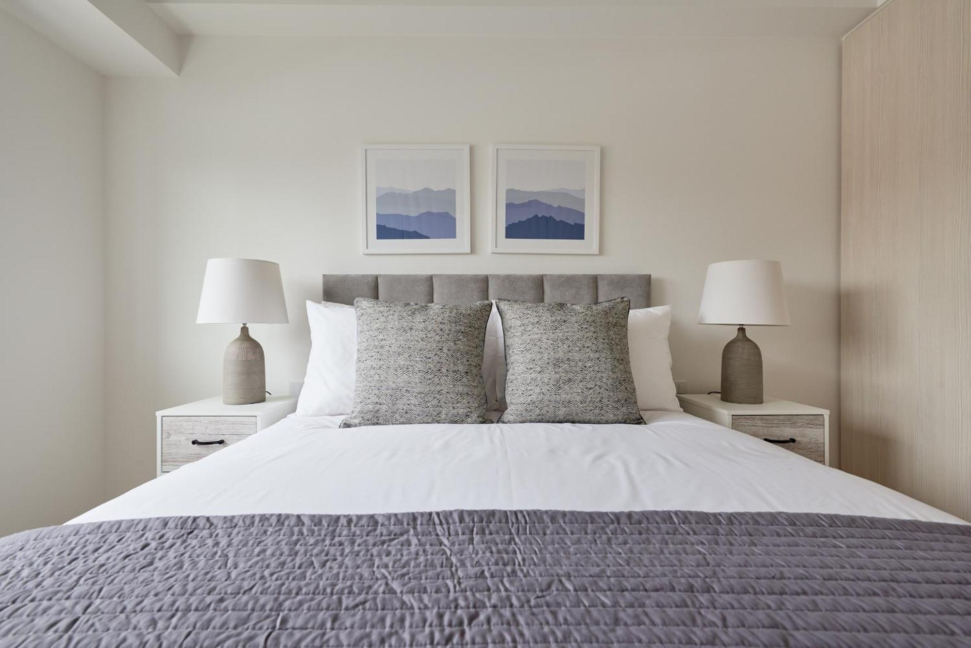 Sonder Oxford Circus Aparthotel London Phòng bức ảnh