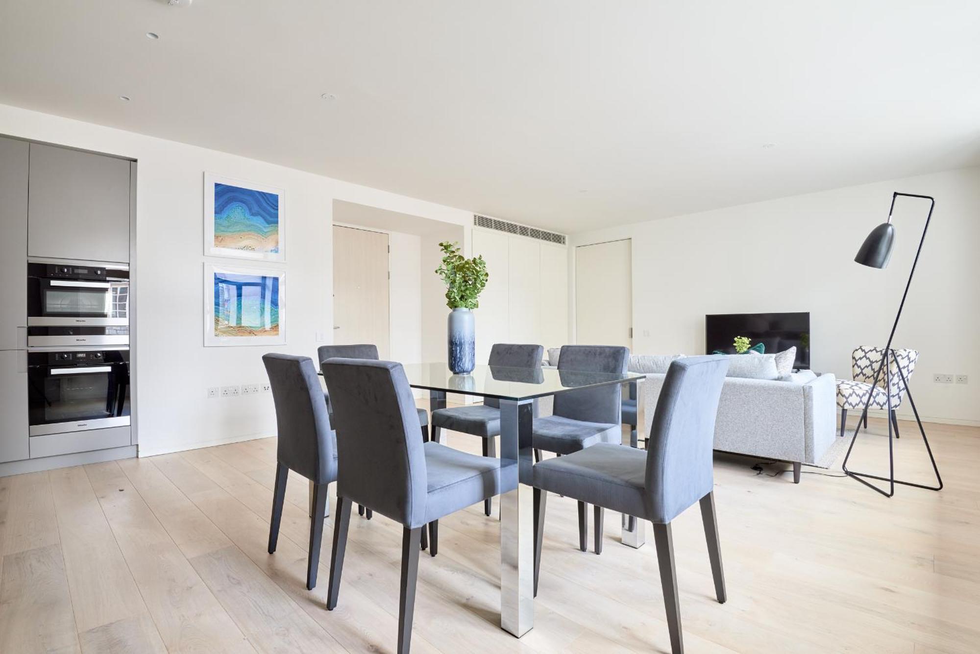 Sonder Oxford Circus Aparthotel London Phòng bức ảnh