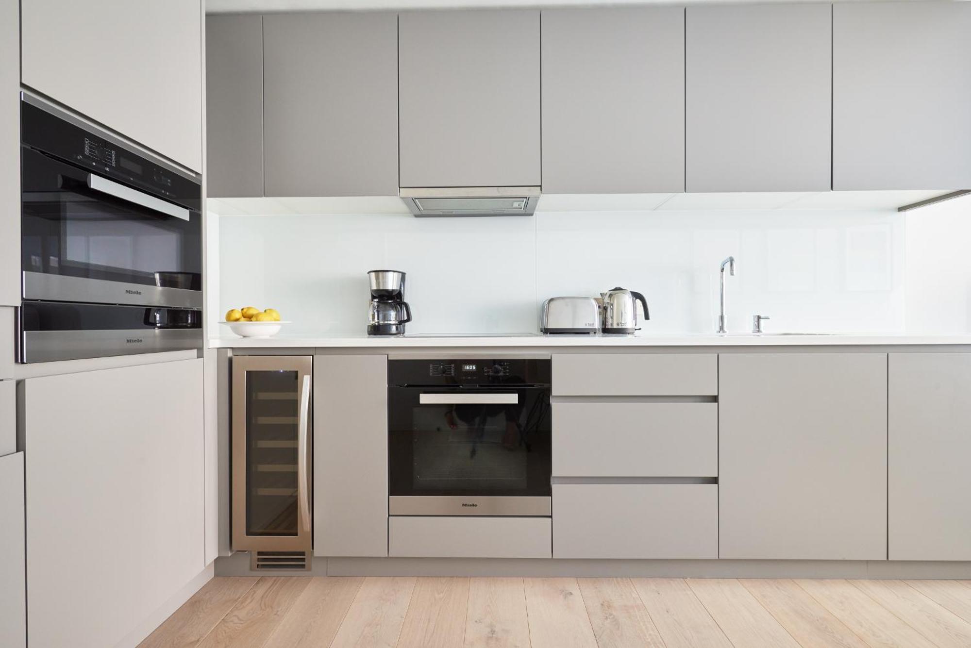 Sonder Oxford Circus Aparthotel London Phòng bức ảnh